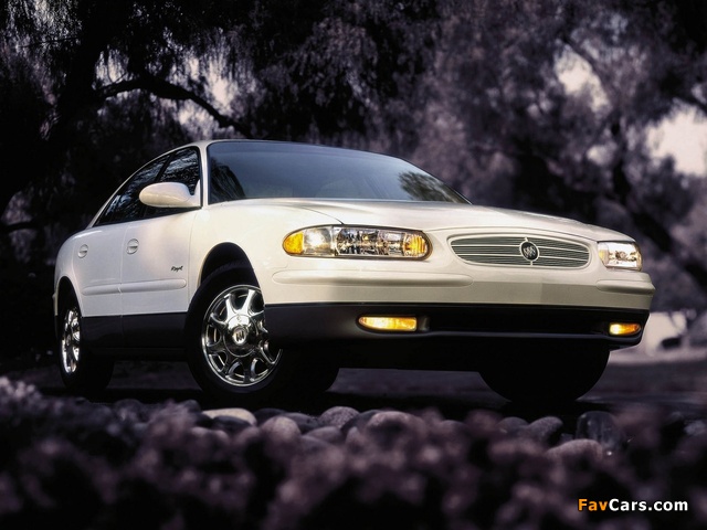 Pictures of Buick Regal 1997–2004 (640 x 480)