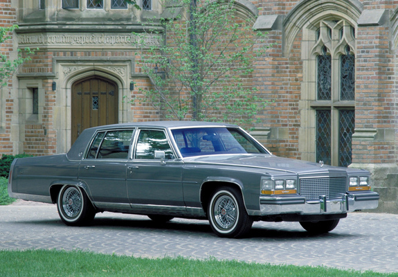 Photos of Cadillac Brougham 1987–89