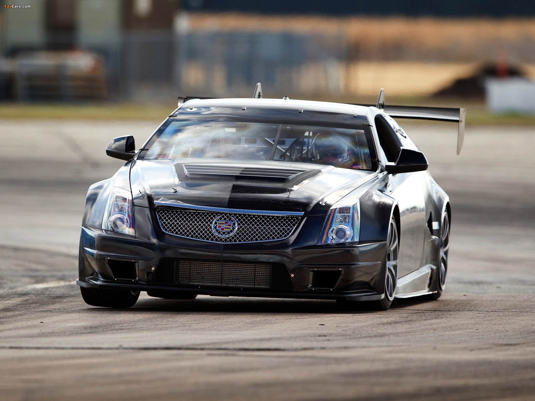 Cadillac CTS-V Coupe Race Car 2011 pictures (2048 x 1536)