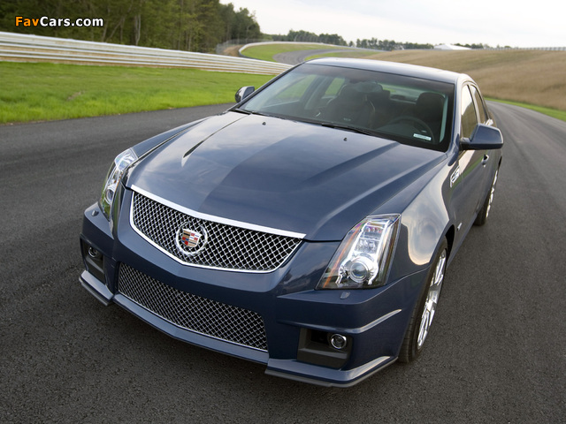 Images of Cadillac CTS-V 2009 (640 x 480)