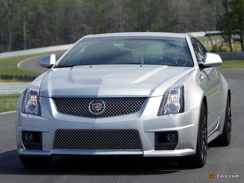 Images of Cadillac CTS-V Coupe 2010 (800 x 600)