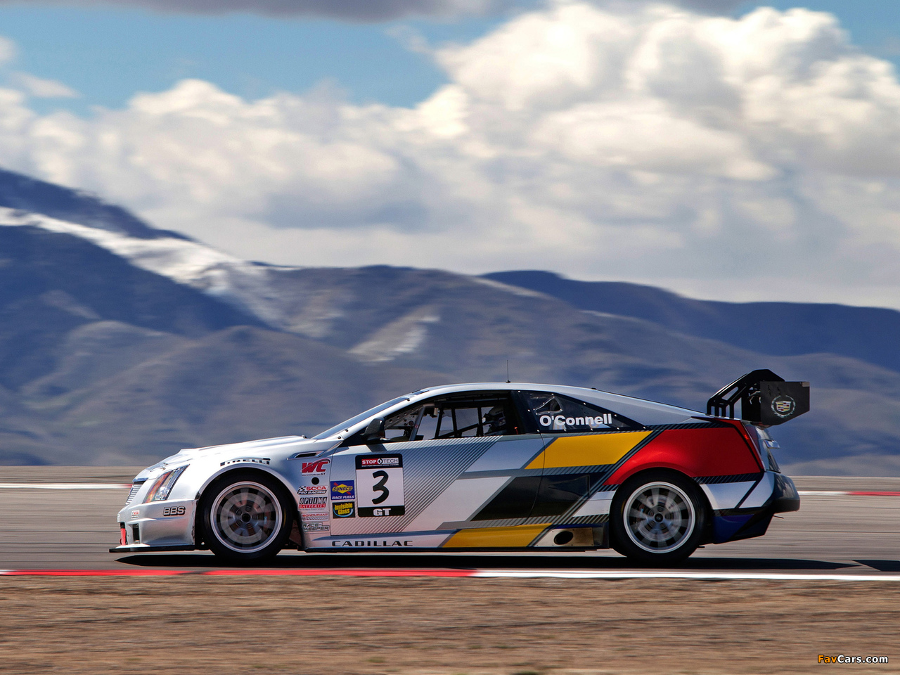 Photos of Cadillac CTS-V Coupe Race Car 2011 (1280 x 960)