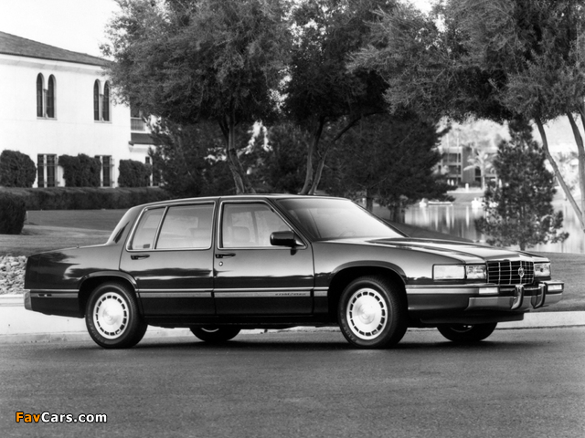 Cadillac Sedan de Ville 1989–93 images (640 x 480)