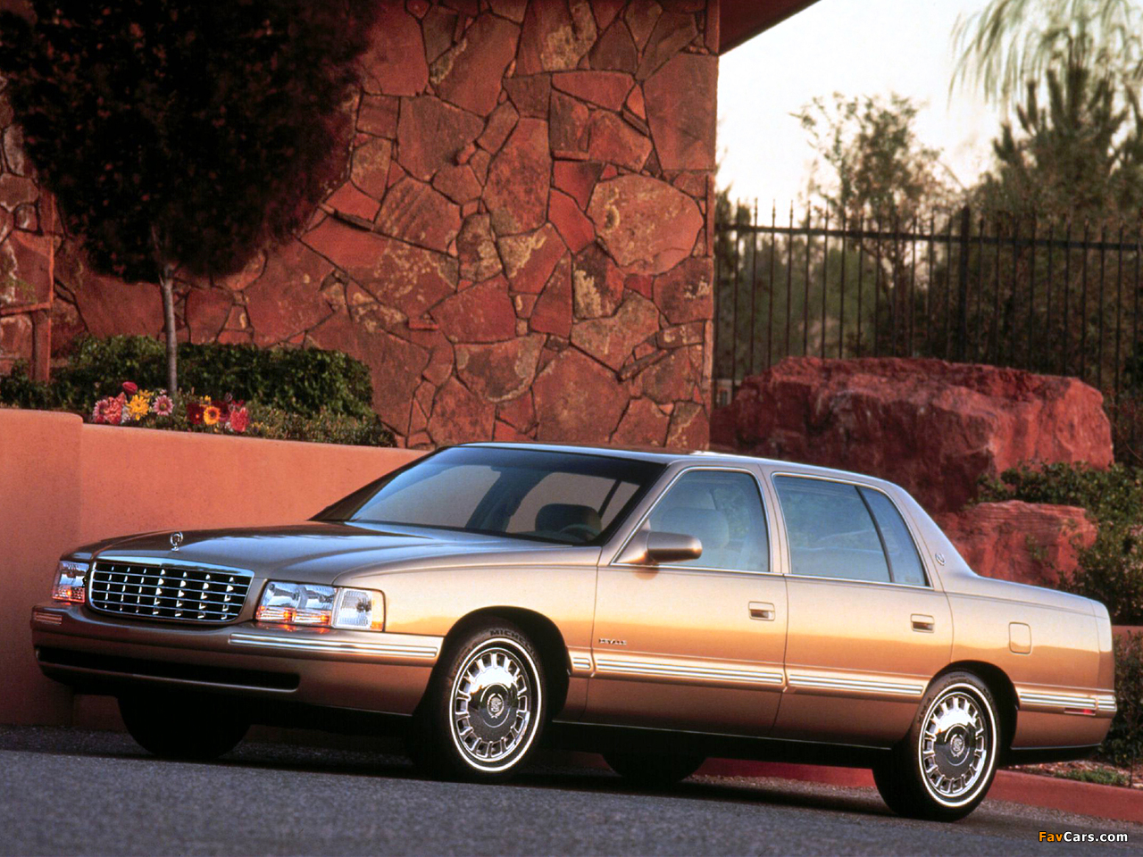 Cadillac DeVille 1997–99 images (1280 x 960)