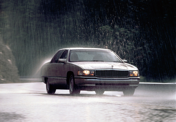Images of Cadillac Sedan de Ville 1994–96