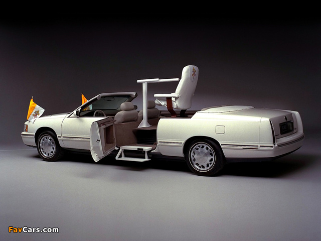 Images of Cadillac DeVille Popemobile 1999 (640 x 480)