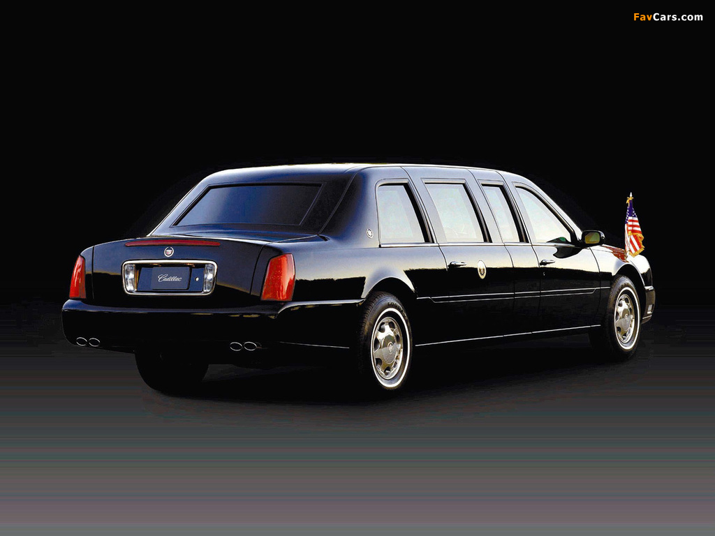 Images of Cadillac DeVille Presidential Limousine 2001 (1024 x 768)