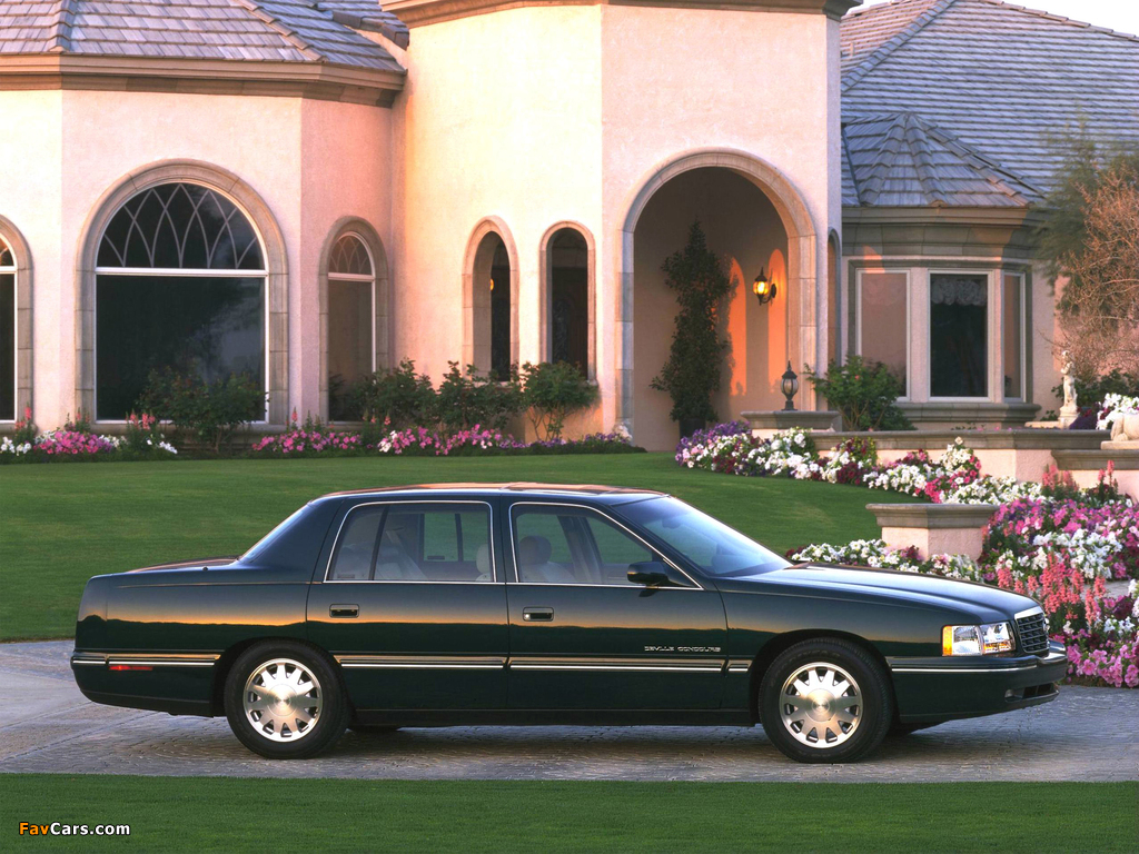 Pictures of Cadillac DeVille Concours 1997–99 (1024 x 768)