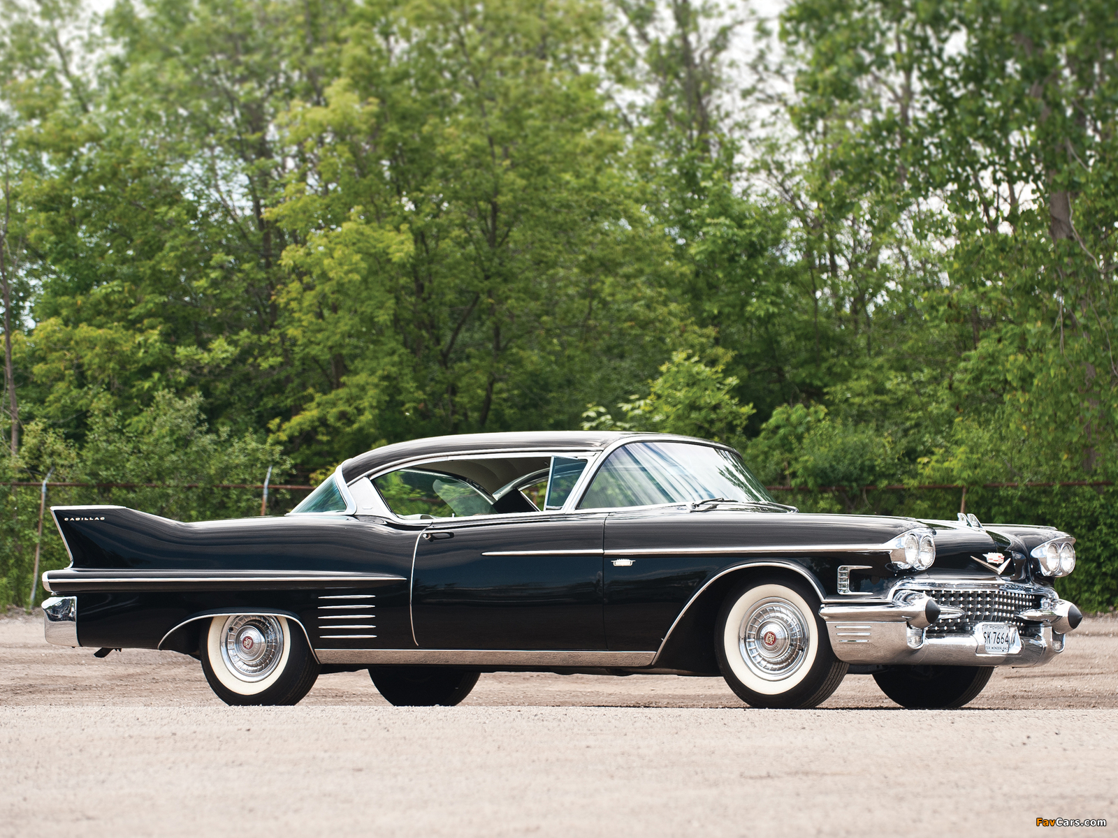 Cadillac Sixty-Two Coupe de Ville 1958 wallpapers (1600 x 1200)