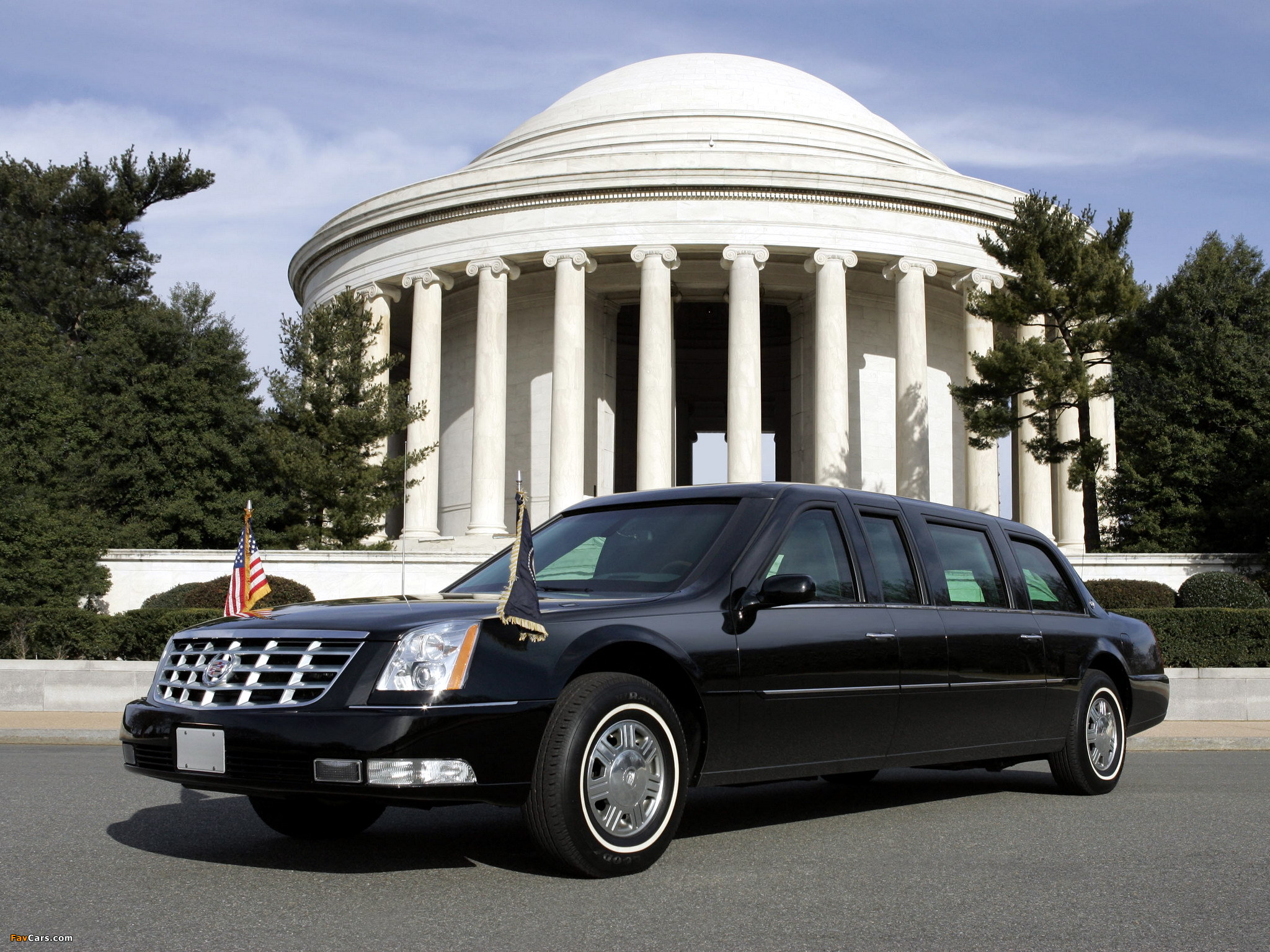 State cars. Cadillac DTS Limousine (2006). Cadillac DTS лимузин. Cadillac DTS президента США. Cadillac 2005 presidential.