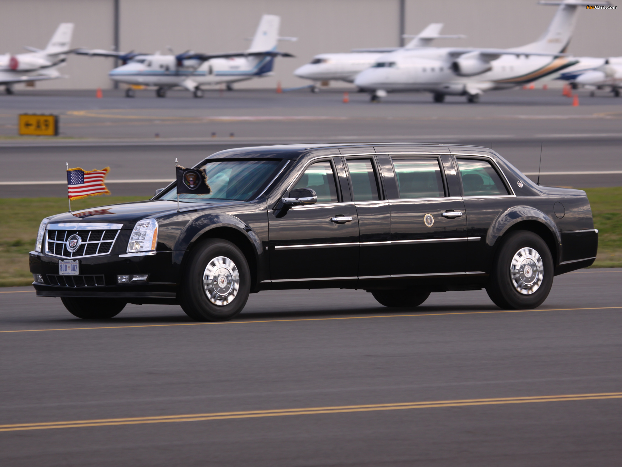State cars. Кадиллак Бист лимузин. Лимузин Кадиллак президента США. Cadillac DTS presidential Limousine 2006. Президентский Кадиллак Байдена.