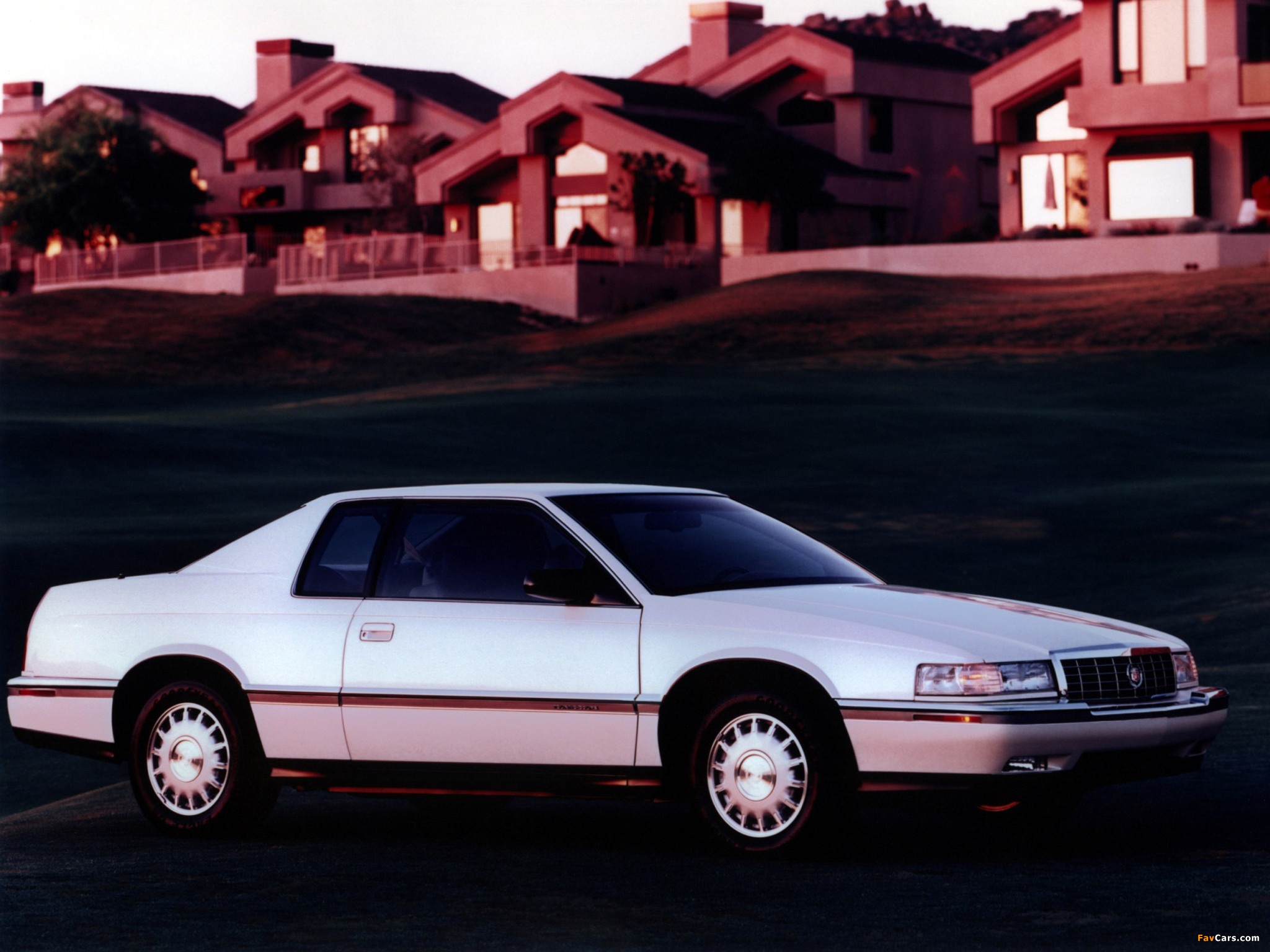 Cadillac Eldorado Touring Coupe 1992–94 photos (2048 x 1536)