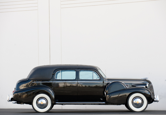Cadillac Seventy-Five Formal Sedan 1938–41 photos