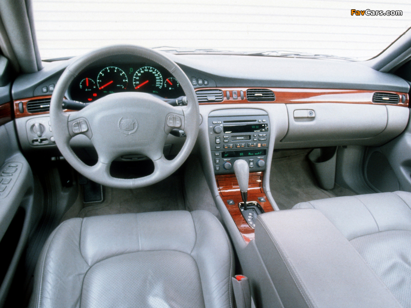 Photos of Cadillac Seville SLS 1998–2004 (800 x 600)