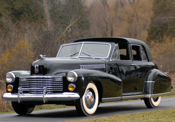 Pictures of Cadillac Sixty Special Town Car by Derham 1941