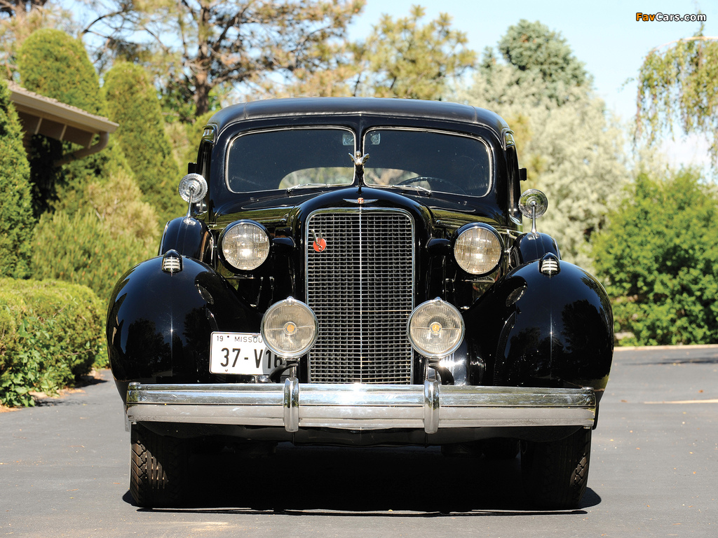 Images of Cadillac V16 Series 90 Custom Imperial Cabriolet by Fleetwood 1937 (1024 x 768)