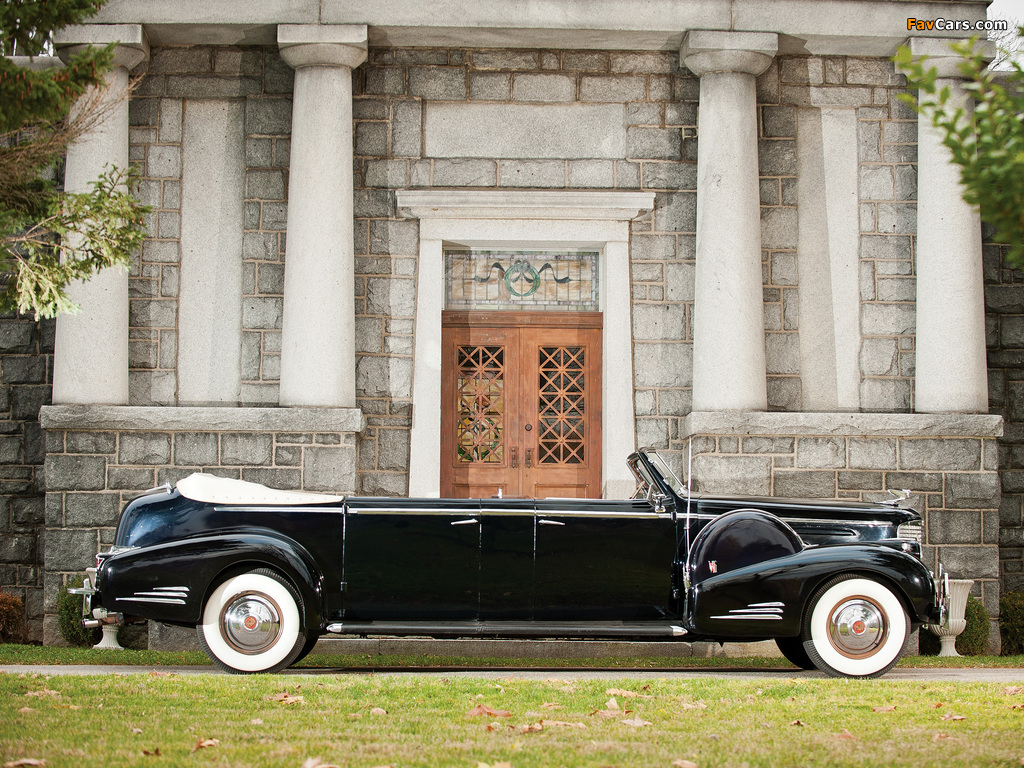 Images of Cadillac V16 Series 90 Presidential Convertible Limousine 1938 (1024 x 768)