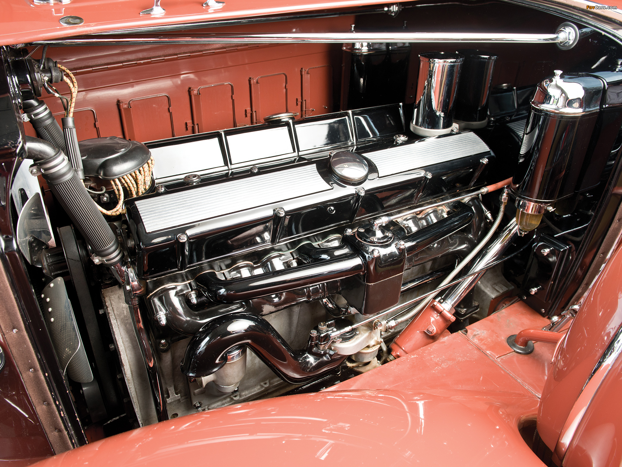 Cadillac 16 cylinder