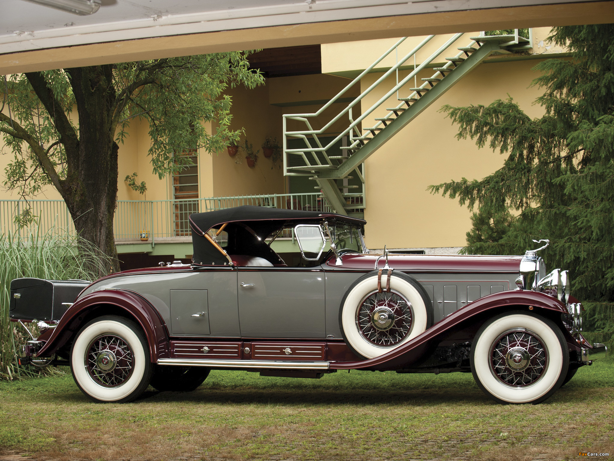 Pictures of Cadillac V16 452 Roadster 1930 (2048 x 1536)