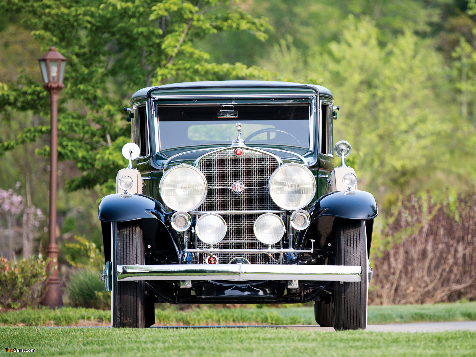 Pictures of Cadillac V16 452-A Madame X Sedan Cabriolet by Fleetwood 1930 (1600 x 1200)