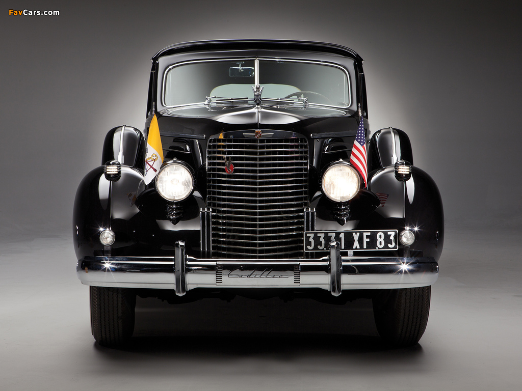 Cadillac V16 Series 90 Ceremonial Town Car by Fleetwood 1938 wallpapers (1024 x 768)
