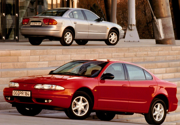 Pictures of Chevrolet Alero 1999–2004