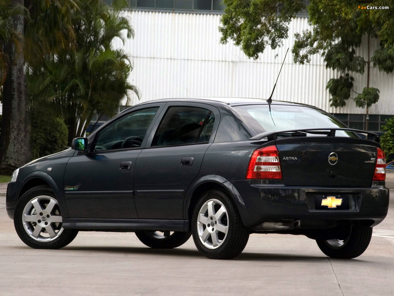 Chevrolet Astra 5-door 2003–11 images (1280 x 960)