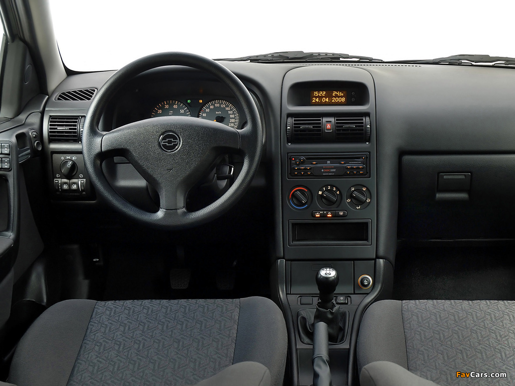 Chevrolet Astra 5-door 2003–11 wallpapers (1024 x 768)