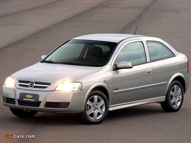 Pictures of Chevrolet Astra 3-door 2004–07 (640 x 480)