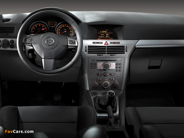 Pictures of Chevrolet Astra 5-door MX-spec 2006–08 (640 x 480)