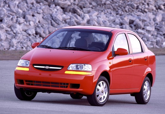 Photos of Chevrolet Aveo Sedan (T200) 2003–06