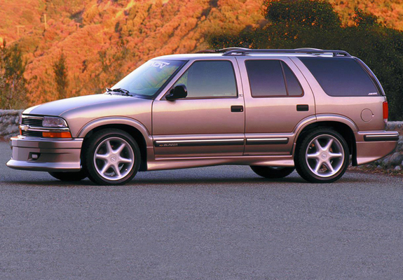 Images of Xenon Chevrolet Blazer 1997–2005