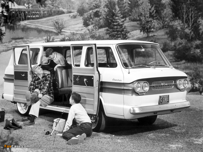 Images of Chevrolet Corvair Greenbrier Sportswagon 1961–65 (800 x 600)
