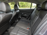 Chevrolet Cruze Hatchback UK-spec (J300) 2011–12 wallpapers
