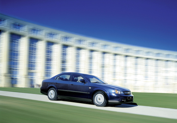 Images of Chevrolet Epica (V200) 2004–06