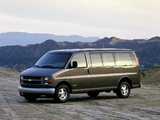 Chevrolet Express 1996–2002 images