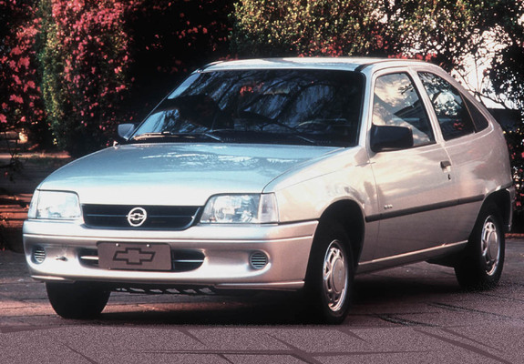 Chevrolet Kadett 3-door 1995–98 wallpapers