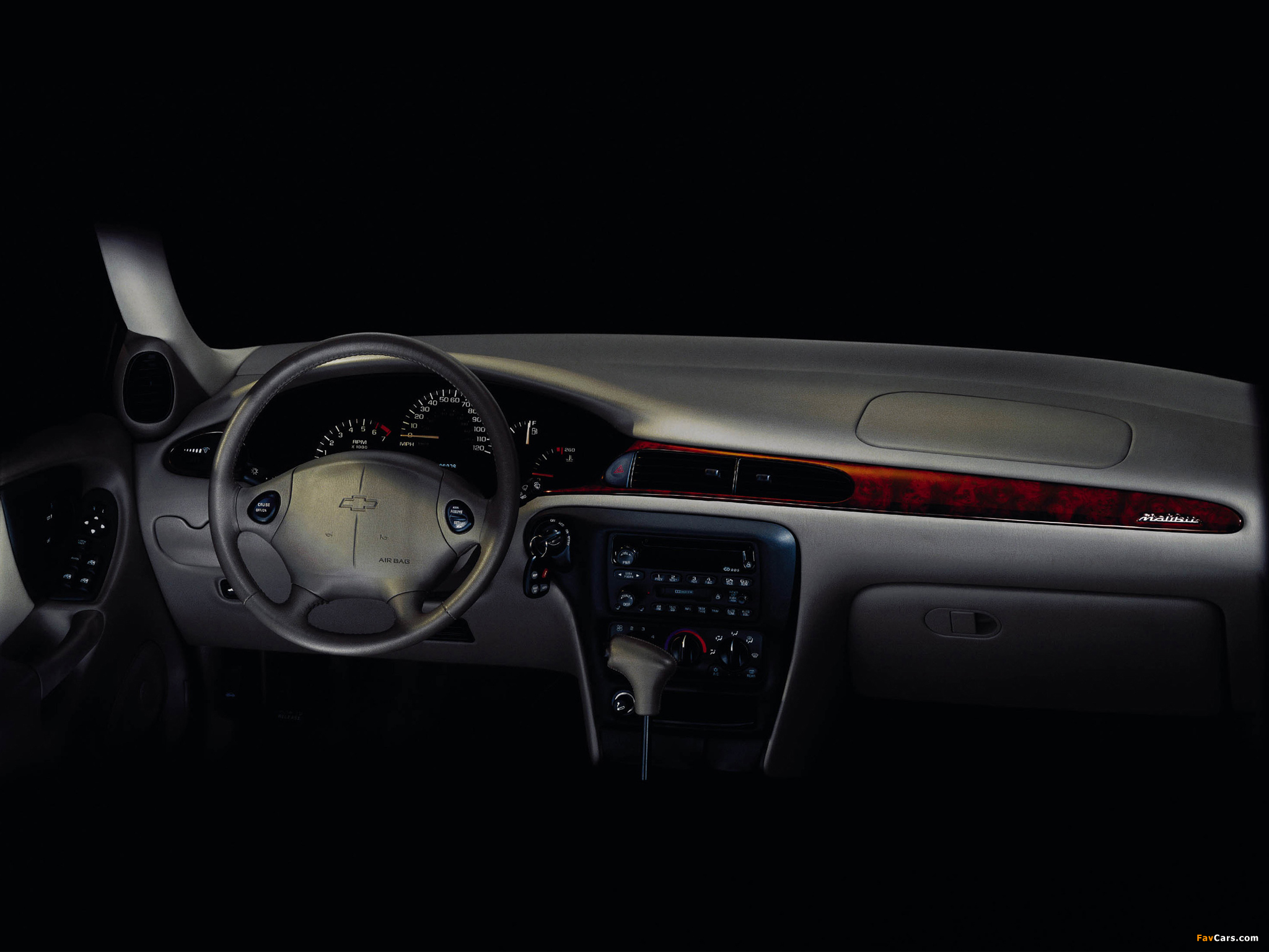 Chevrolet Malibu 2000–04 images (2048 x 1536)