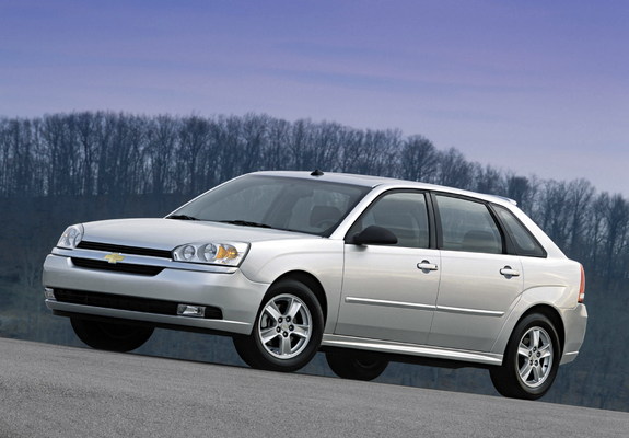 Images of Chevrolet Malibu Maxx 2004–06