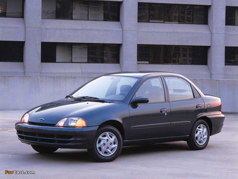 Pictures of Chevrolet Metro Sedan 1998–2001 (800 x 600)