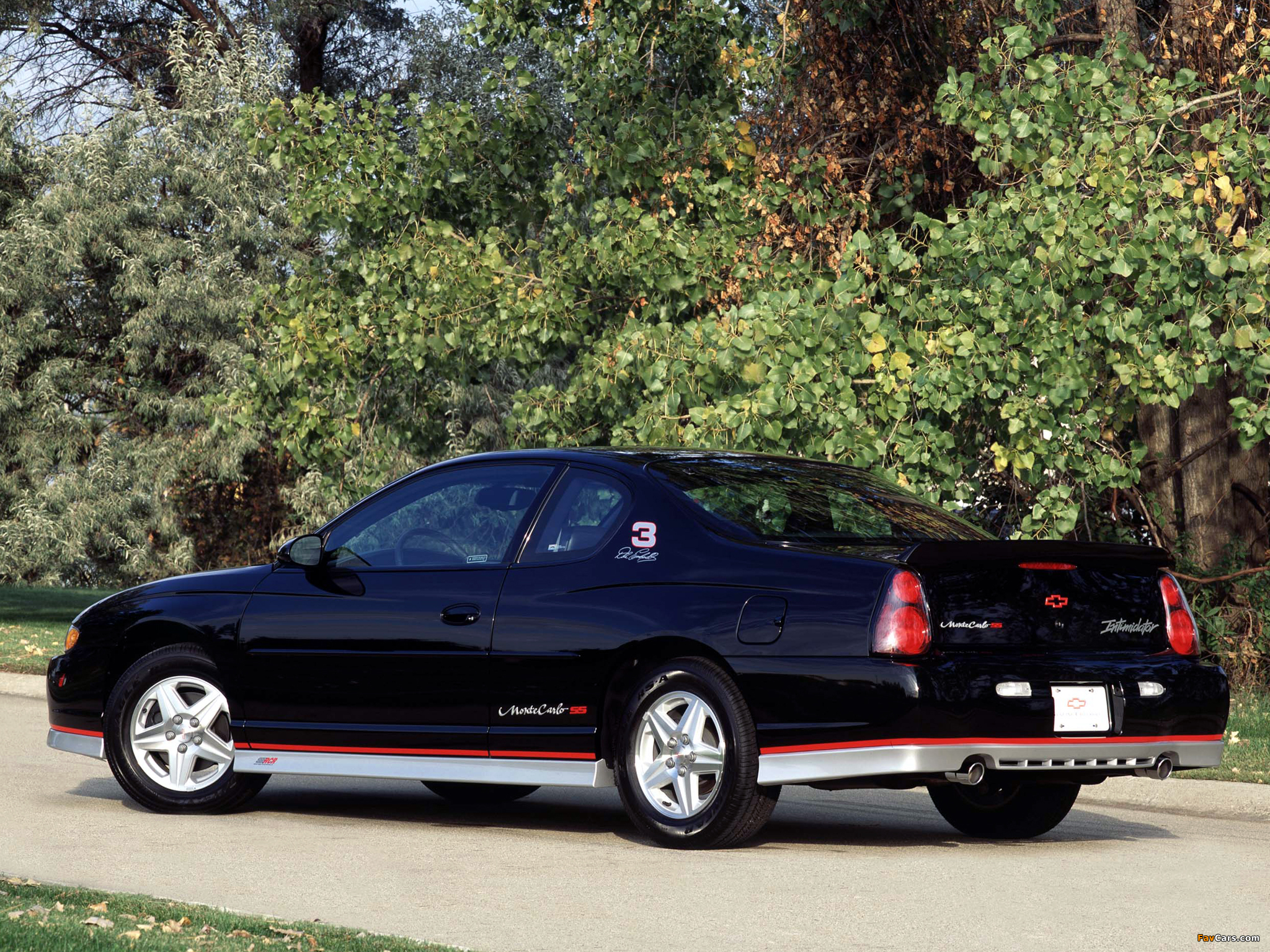 Chevrolet Monte Carlo SS Dale Earnhardt Signature Edition 2001–02 photos (2048 x 1536)