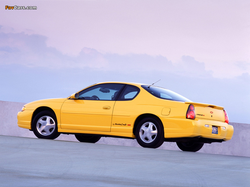 Chevrolet Monte Carlo SS 2000–05 images (800 x 600)