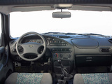 Chevrolet Niva 2002–09 images