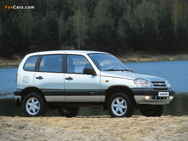 Chevrolet Niva 2002–09 pictures (640 x 480)