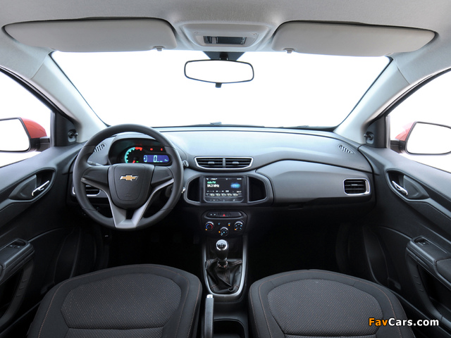 Images of Chevrolet Onix 2012 (640 x 480)