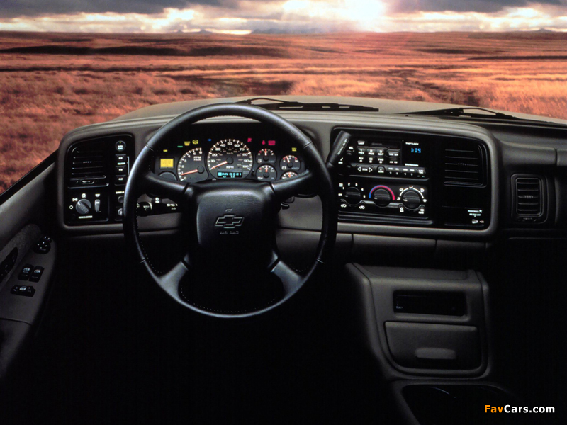 Chevrolet Silverado Crew Cab 1999–2002 photos (800 x 600)