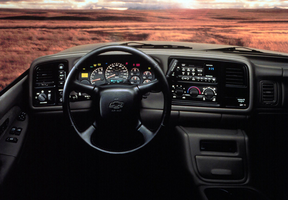 Chevrolet Silverado Crew Cab 1999–2002 photos