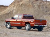 Chevrolet Silverado 3500 Extended Cab 2002–07 images