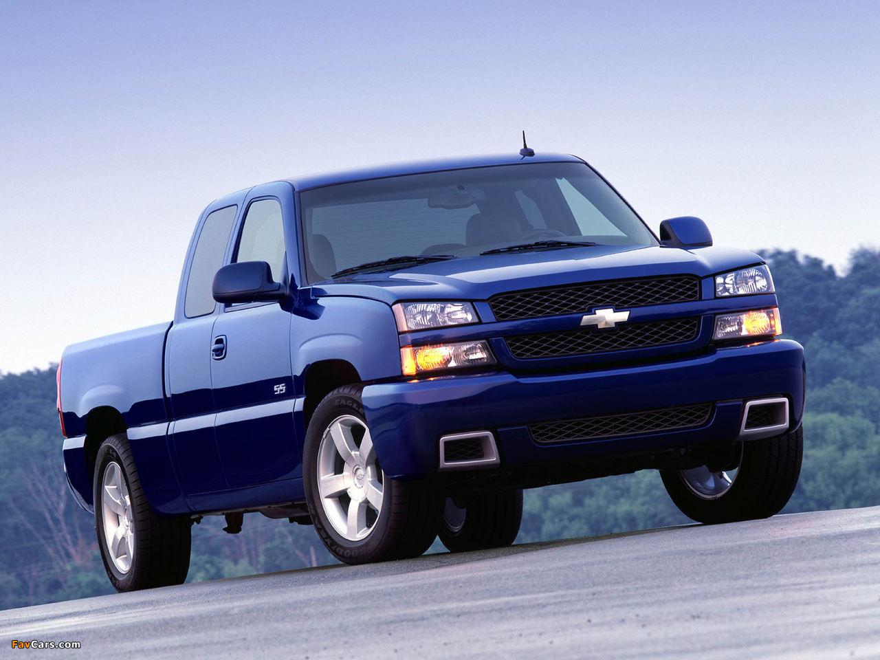 Chevrolet Silverado SS Extended Cab 2002–07 pictures (1280 x 960)