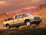 Images of Chevrolet Silverado Extended Cab 1999–2002